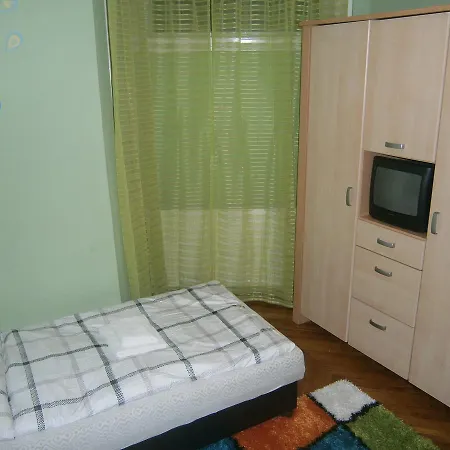 Apartament Flamingo Apartman Mişcolţ